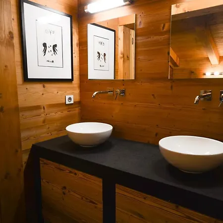 De L'atray شاليه لي جيه